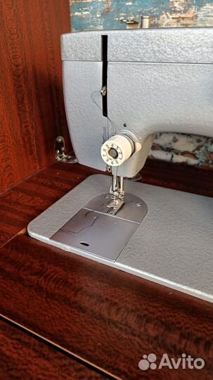 Швейная машинка чайка