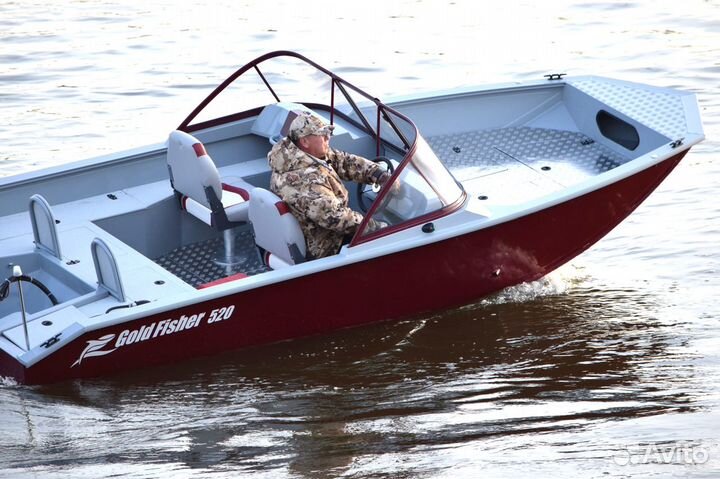 Новая моторная лодка Gold Fisher 520 DCM fish
