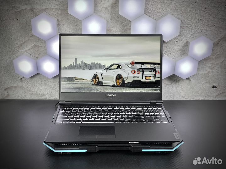 Игровой ноутбук Lenovo Legion / GTX 1660 Ti / i5