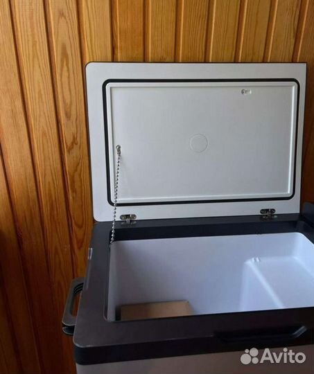 Автохолодильник компрессорный 30л