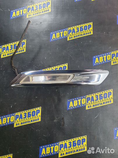 Указатель поворота правый BMW 5 F10