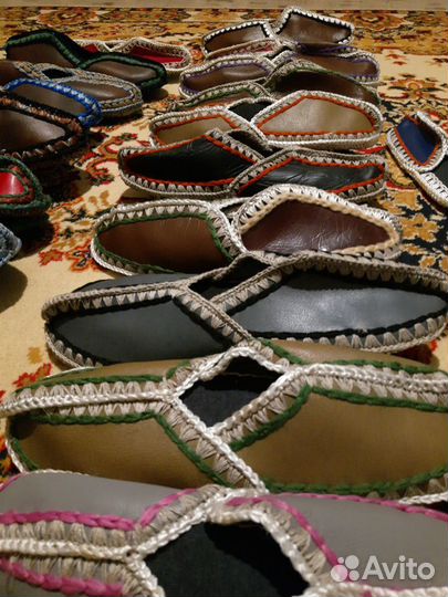 Тапочки и следки(вязаные тапочки)