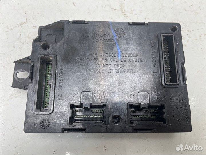 Блок комфорта Renault Logan 2 K7MA812 2018