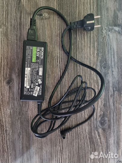 Зарядное для Sony Vaio