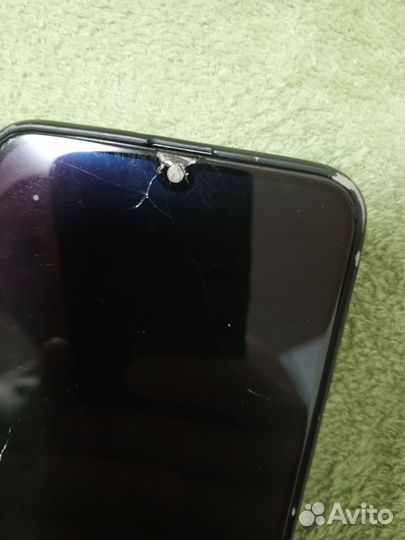 Samsung Galaxy A50, 4/64 ГБ