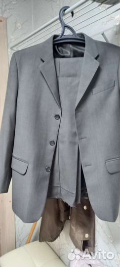 Школьный костюм