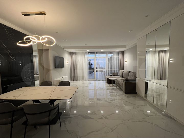 3-к. квартира, 120 м², 1/3 эт.