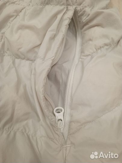 Ветровка женская спортивная