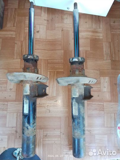 Стойки на Гольф Плюс