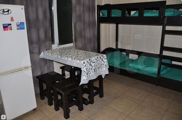 Комната 40 м², 2/2 эт.