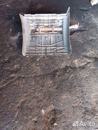 Подкрылок задний левый MAN TGX 2008 81664106599