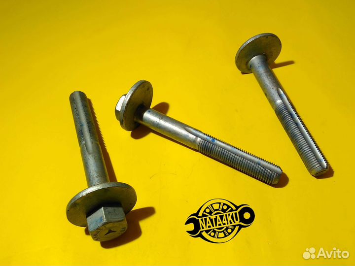 A 638 984 16 61 Болт, mercedes-benz l A6389841661