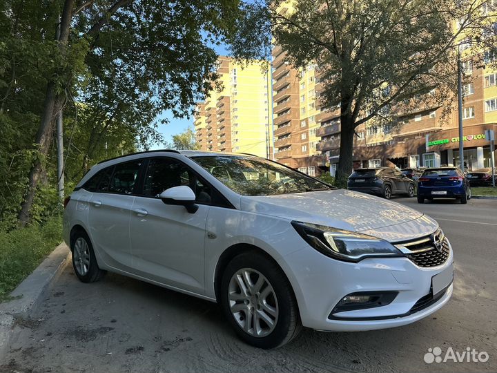 Opel Astra 1.6 AT, 2017, 130 000 км