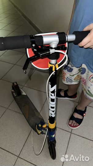 Самокат детский со светящимися колесами