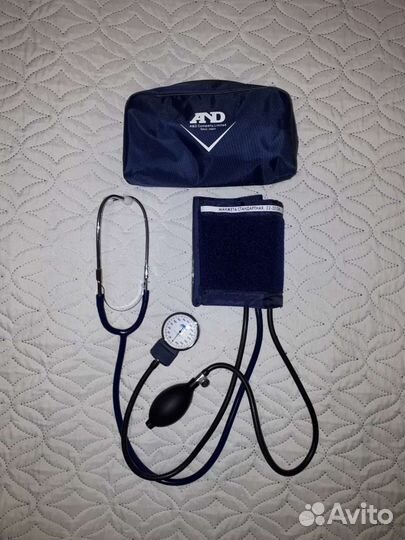 Тонометр механический AND UA-100