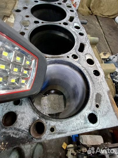 Блок цилиндров 4d56u