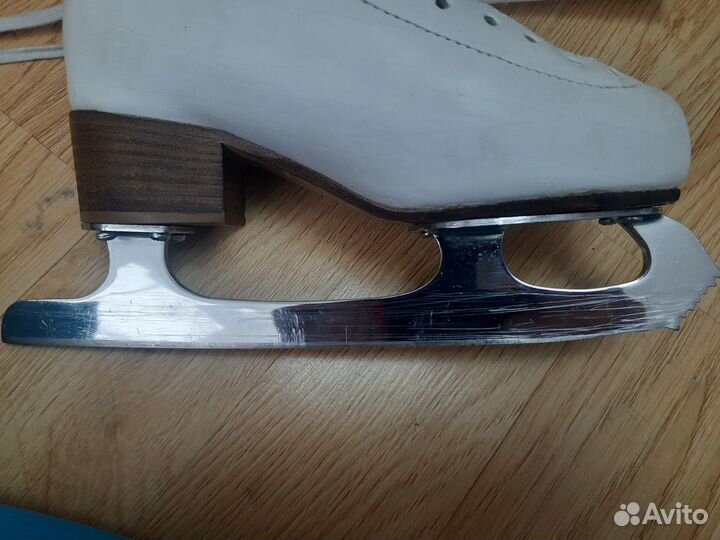 Продам Risport rf3 pro 225 с лезвиями gold seal