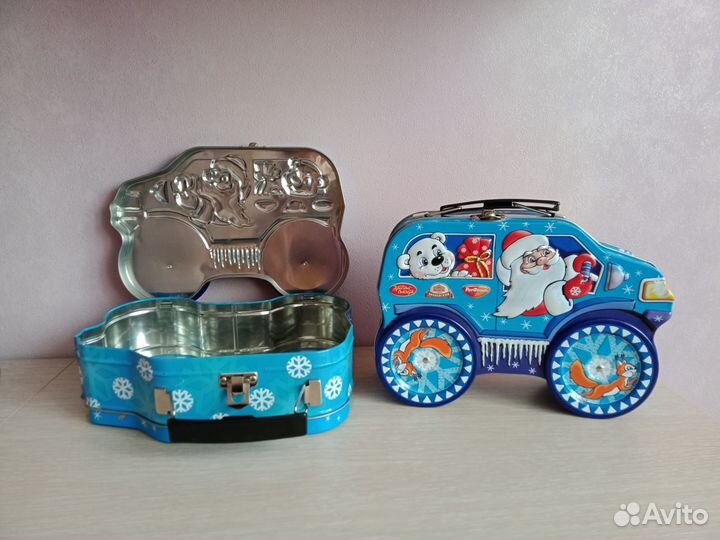 Коробка железная