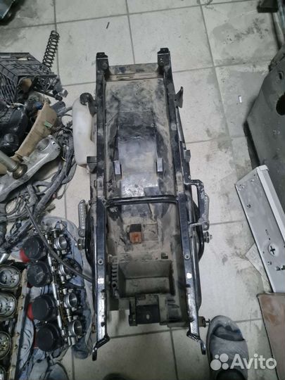 Хвост подрамник кавасаки ззр kawasaki zzr 400 600