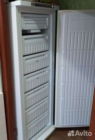 Морозильная камера indesit