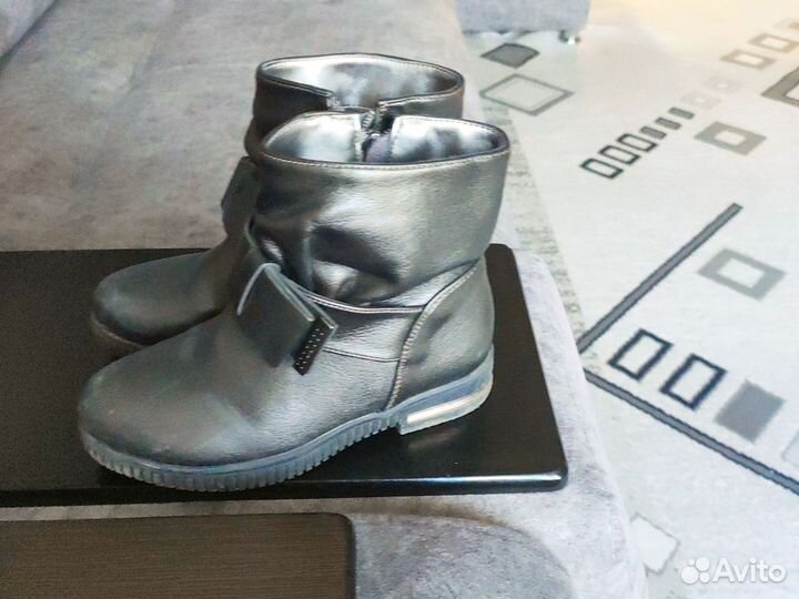 Сапоги демисезонные для девочки