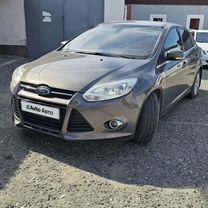 Ford Focus 1.6 AMT, 2011, 215 000 км, с пробегом, цена 900 000 руб.