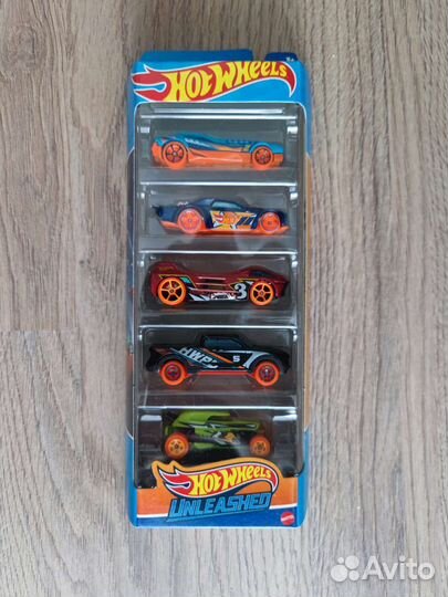 Hot wheels набор из 5 машинок оригинал