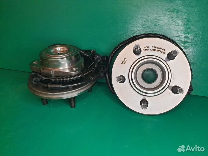 Ступица передняя Ford Explorer 4 2005-2010 FoMoCo