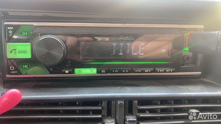 Магнитола aura