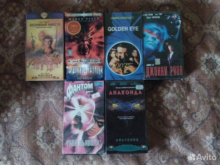 Лицензионные видео кассеты (VHS)