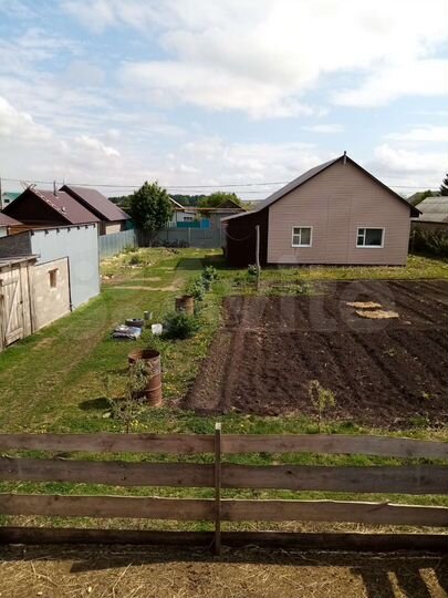 Дом 69 м² на участке 21 сот.