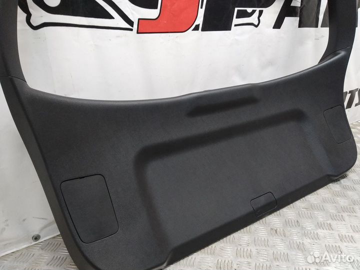 Обшивка двери багажника Mitsubishi ASX I (2010—201