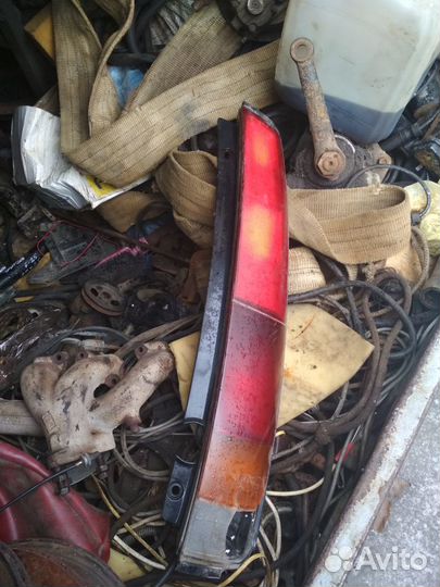 Фонарь задний тойота литл айс,таун айс ноах с 95г