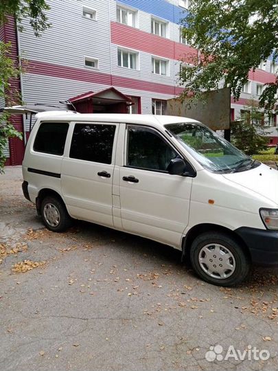 Перевозка малогабаритных грузов. Микроавтобус