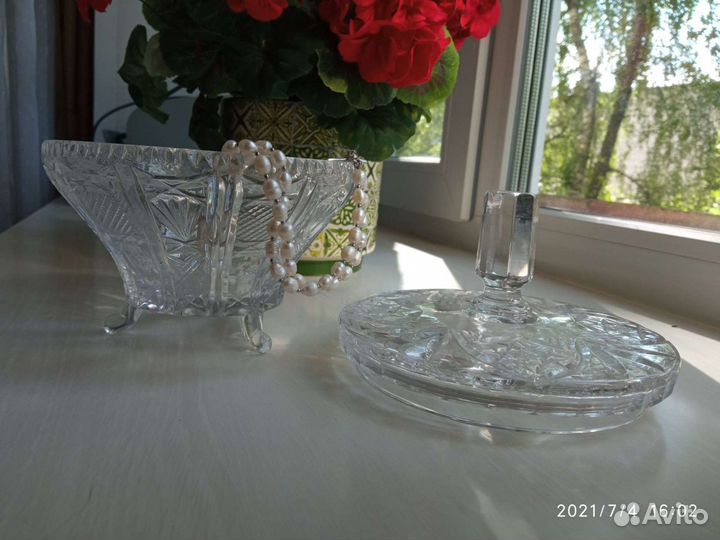 Хрустальная конфетница 