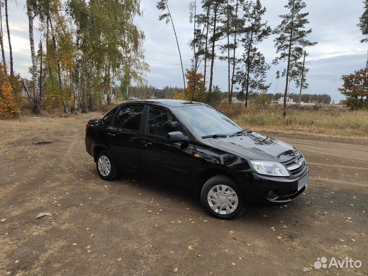 LADA Granta 1.6 AT, 2013, 135 207 км