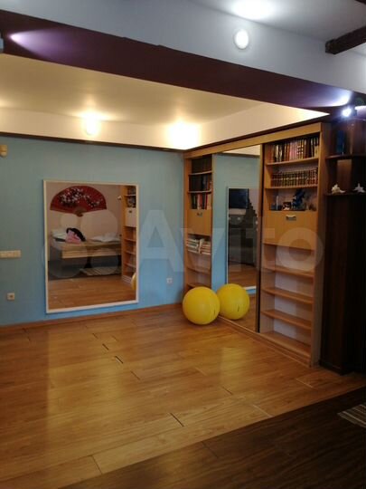 2-к. квартира, 86 м², 1/5 эт.