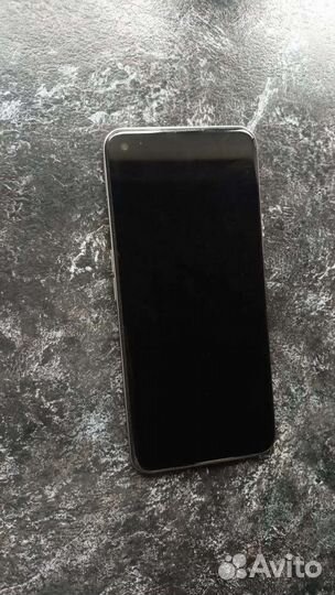 Телефон 128GB