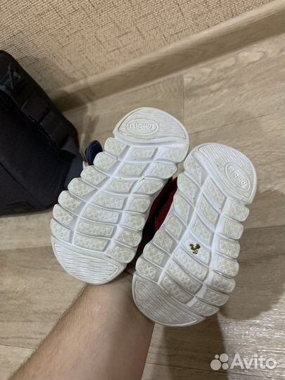 Кроссовки для мальчика 22