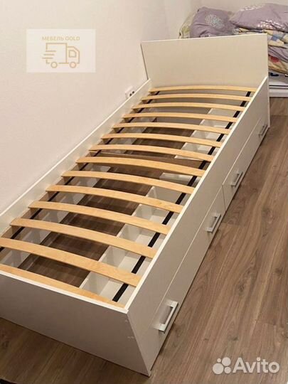 Кровать односпальная