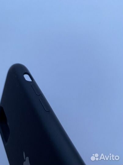 Чехол на iPhone 11