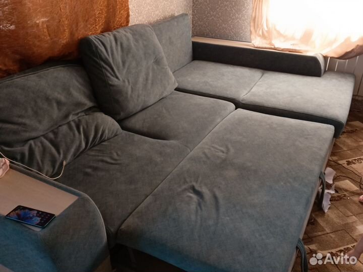 Угловой диван