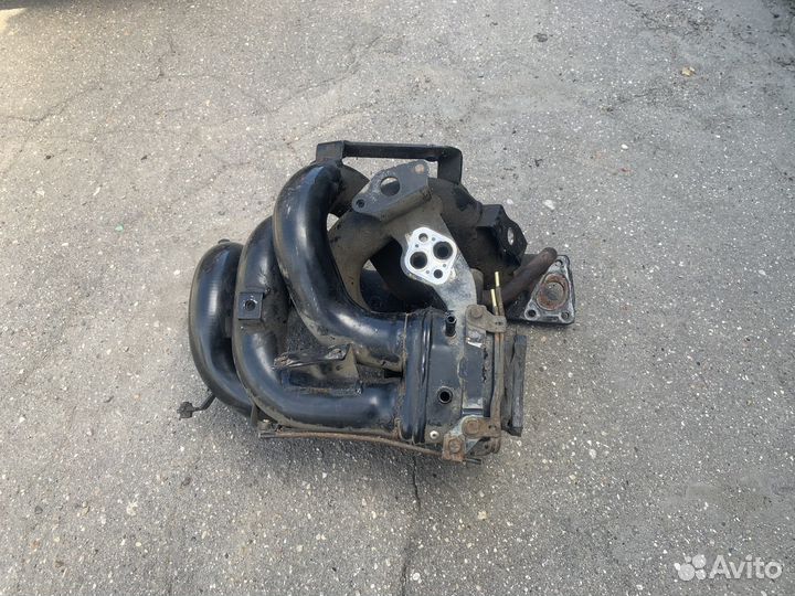 Mitsubishi Galant 8 2002 Впускной коллектор