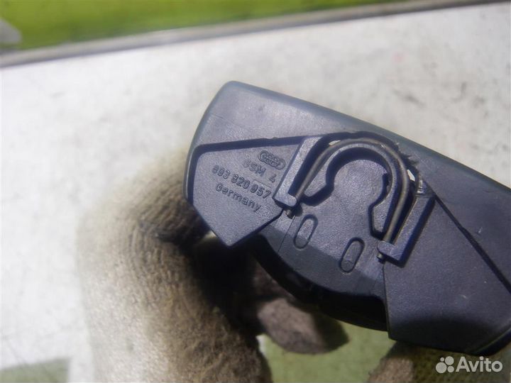 Дефлектор воздушный Ауди 80 90 Б4