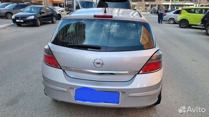 Opel Astra 1.8 AT, 2014, 107 600 км