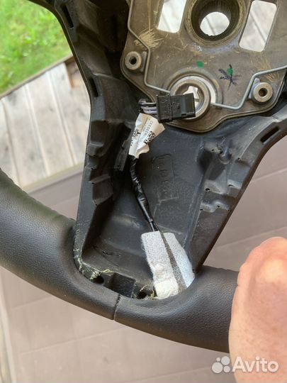 Руль Tesla model 3/Y с подогревом