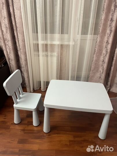 Стол и стул детский икеа маммут