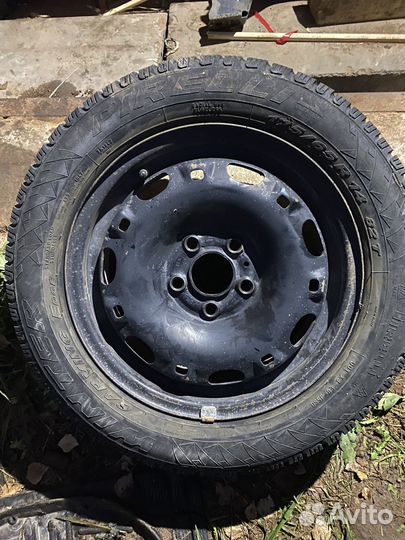 Колесо на volkswagen polo