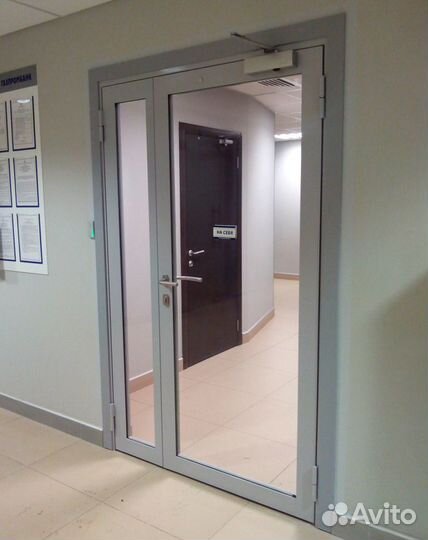 Алюминиевая входная дверь