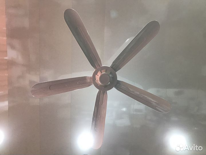 Вентилятор потолочный тихий разборный 70